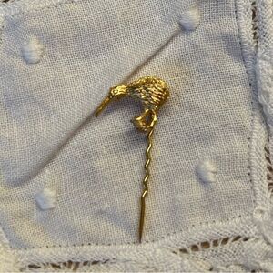 Brushed gold crow pin kiwi bird